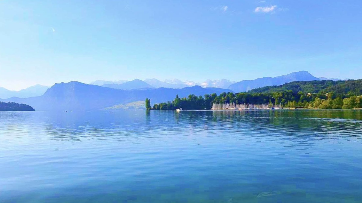 琉森湖