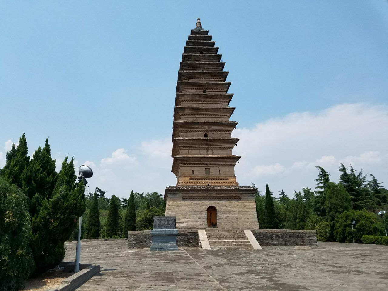 宝轮寺塔