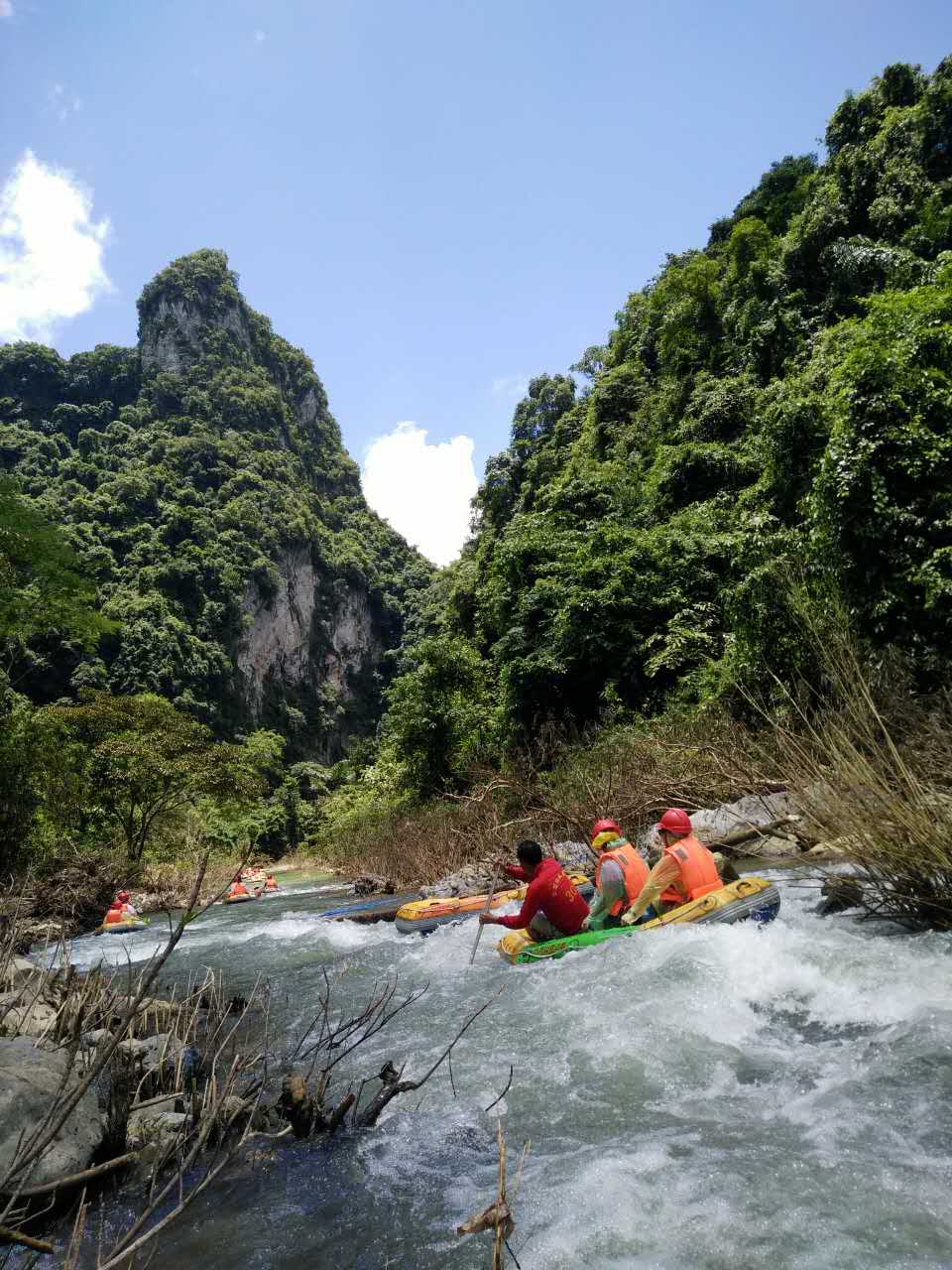靖西古龙山峡谷群攻略,靖西古龙山峡谷群门票/游玩