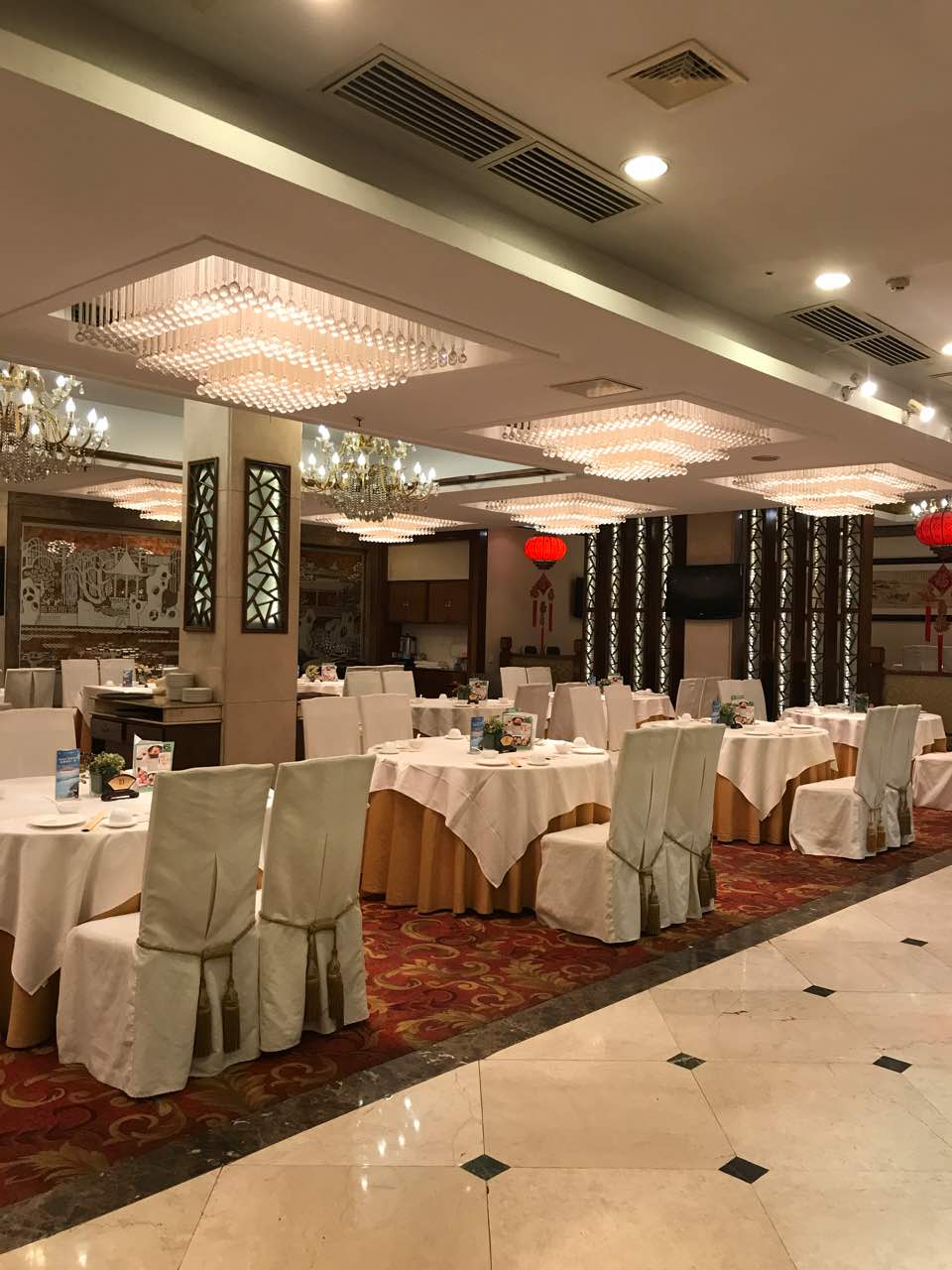 2021顺峰(金阁店)美食餐厅,环境挺好,服务也很好,菜品