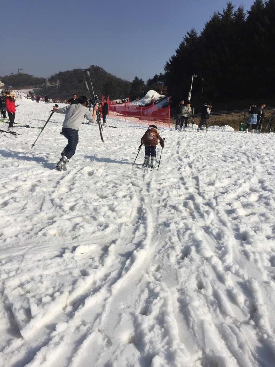 玉舍国家森林公园滑雪场