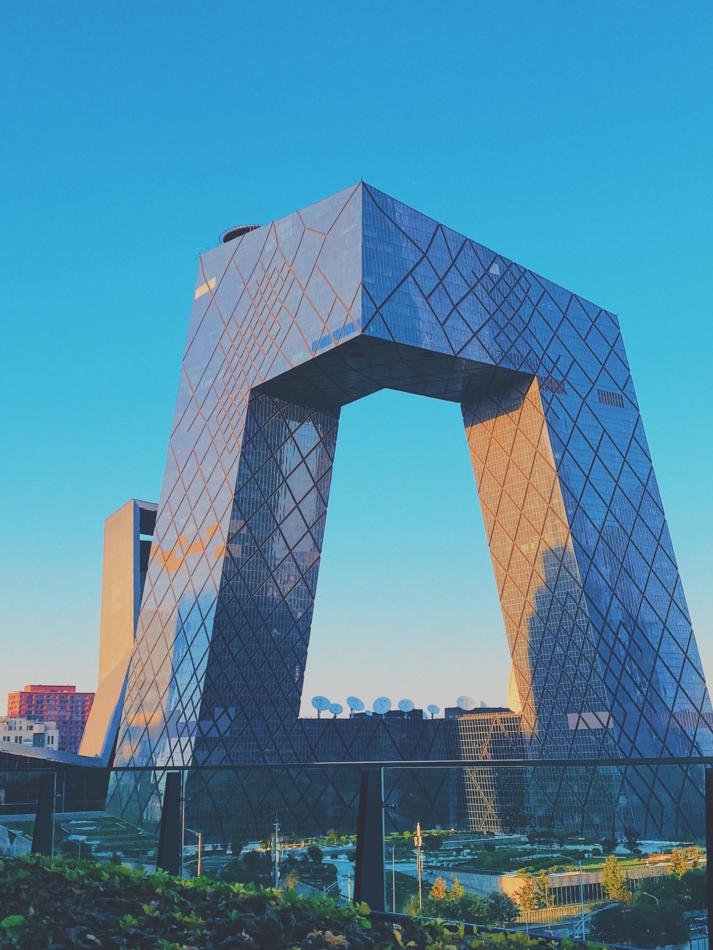 【携程攻略】北京央视总部大楼景点,【觅在帝都】国贸3期北免费机位拍
