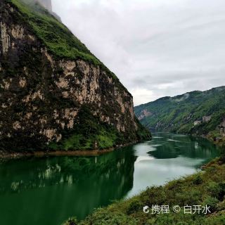 乌江赤壁观景台 其它景点 景点与地标 距景点291m