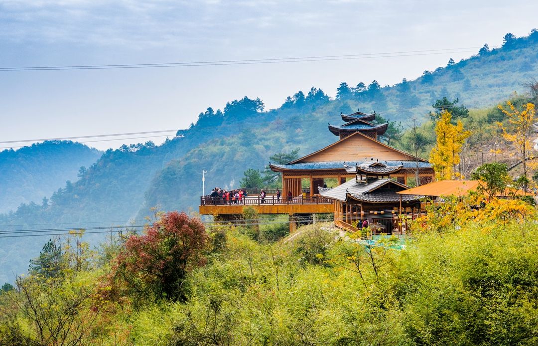 
怀化大峡谷(黄岩旅游度假区)是怀化市其中一处国家4a景区.