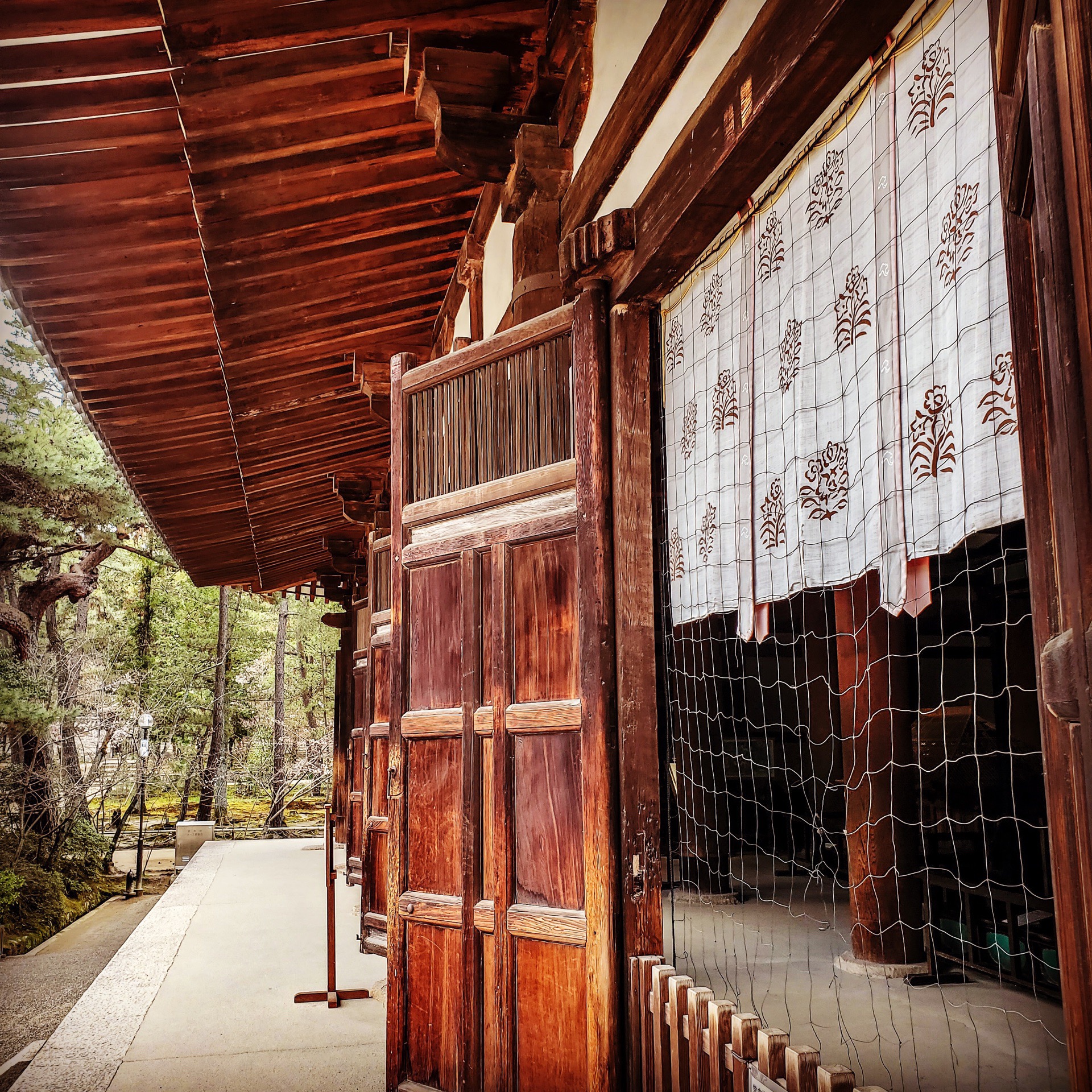 【携程攻略】奈良唐招提寺景点,唐招提寺,是日本律宗的总本山.