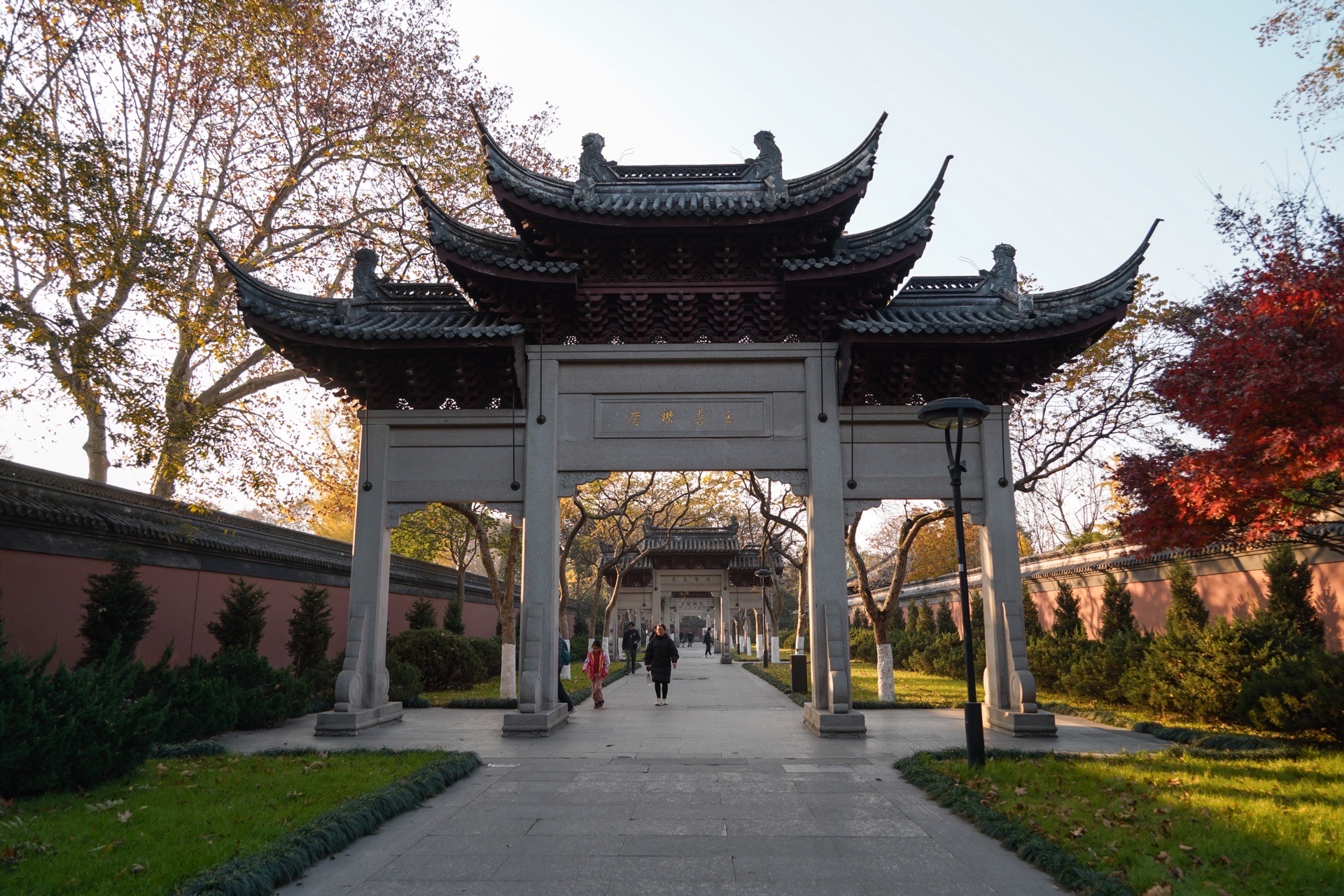 杭州钱王祠好玩吗,杭州钱王祠景点怎么样_点评_评价