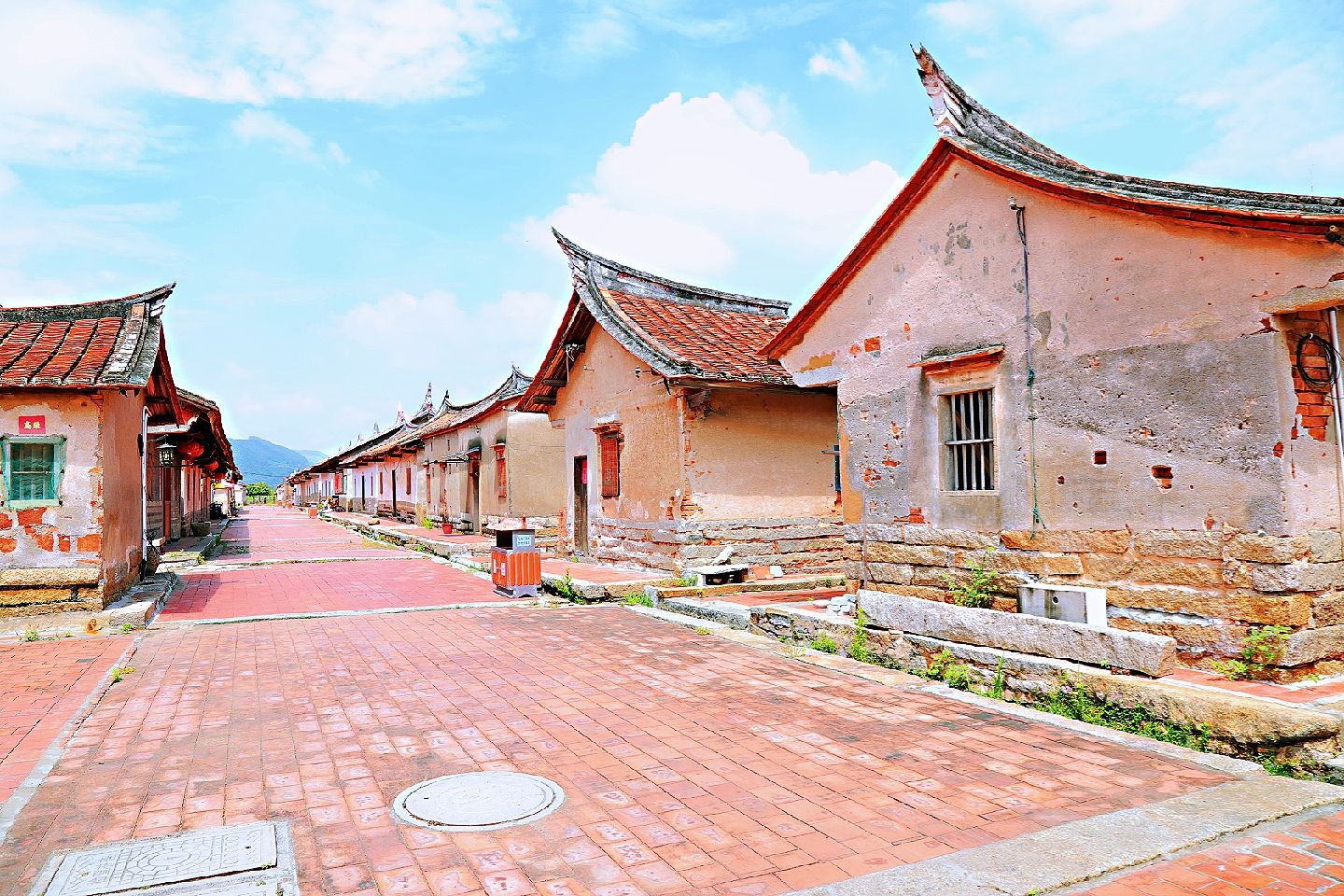 村落,最本土的闽南建筑文化,燕尾屋檐展现了古代人的智慧与美学的结合