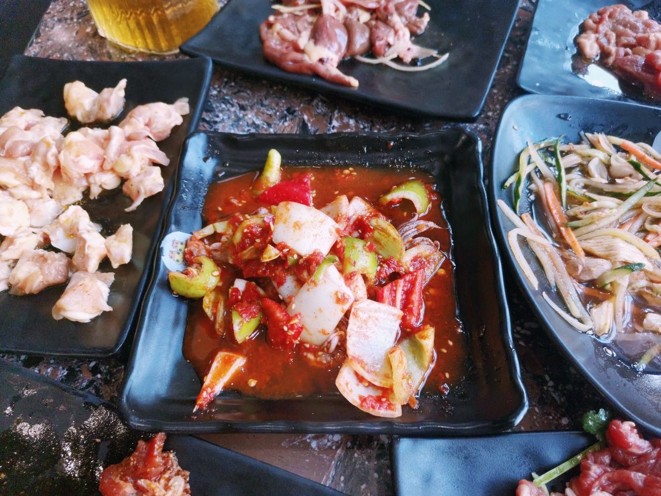 啊美丽炭火烤肉(滑翔一店)