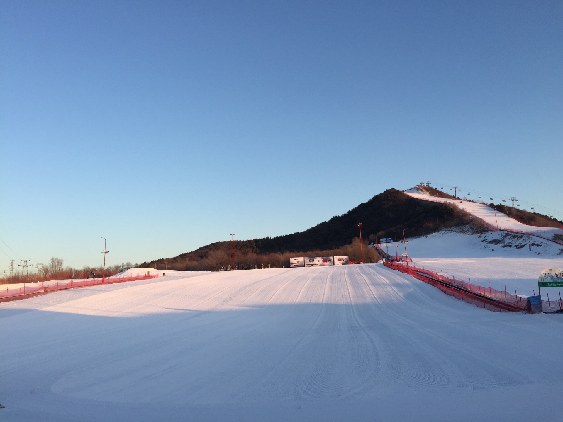 顺义区莲花山滑雪场好玩吗,顺义区莲花山滑雪场景点样