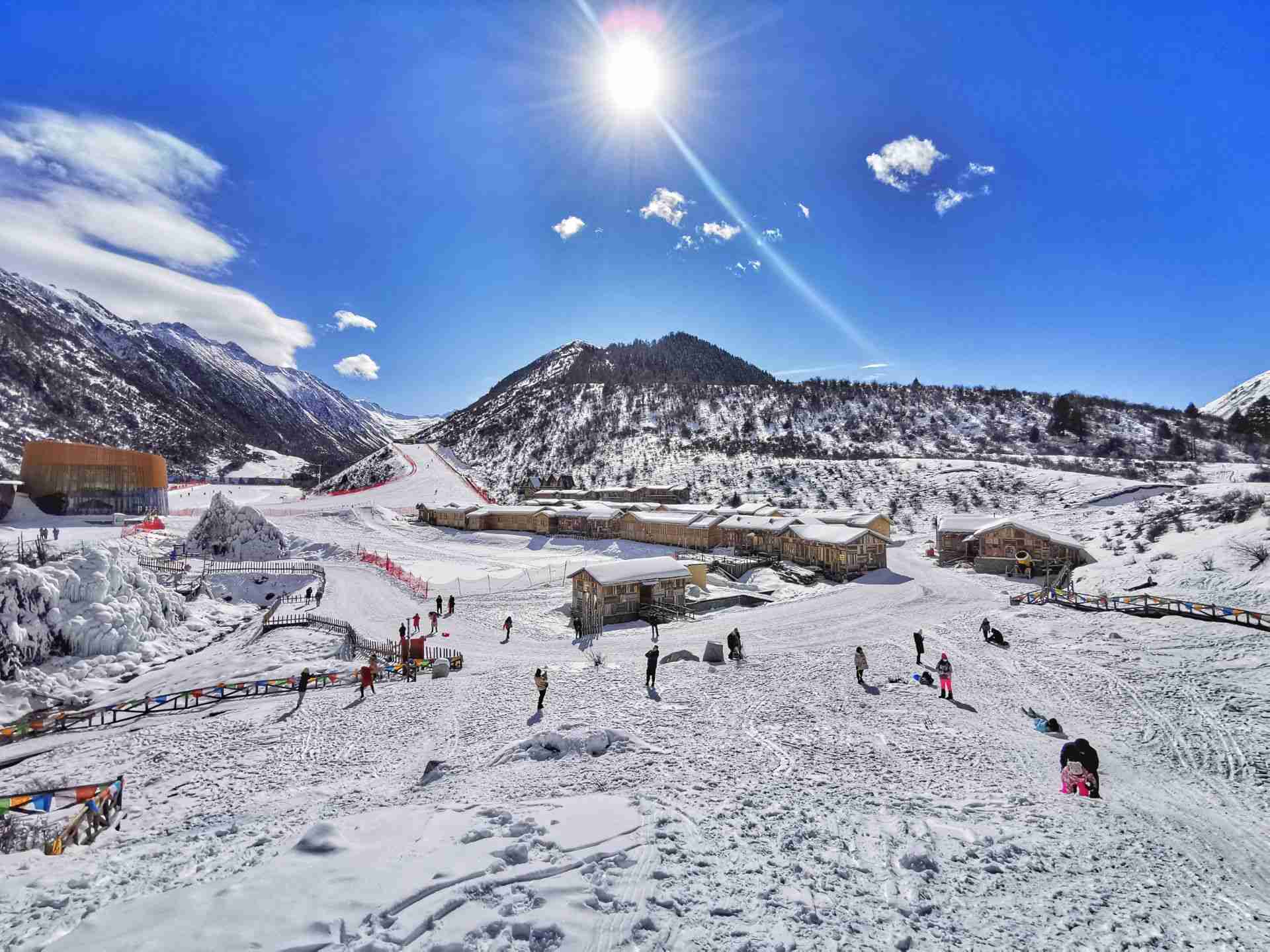 鹧鸪山自然公园滑雪场