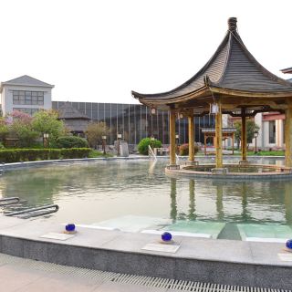 鄢陵金雨玫瑰温泉度假区攻略-金雨玫瑰温泉度假区门票