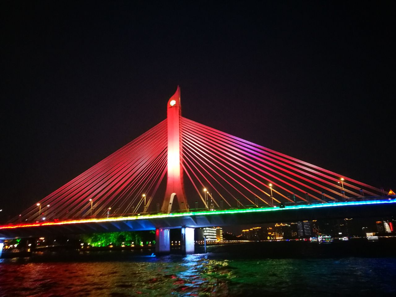 珠江夜游中大码头