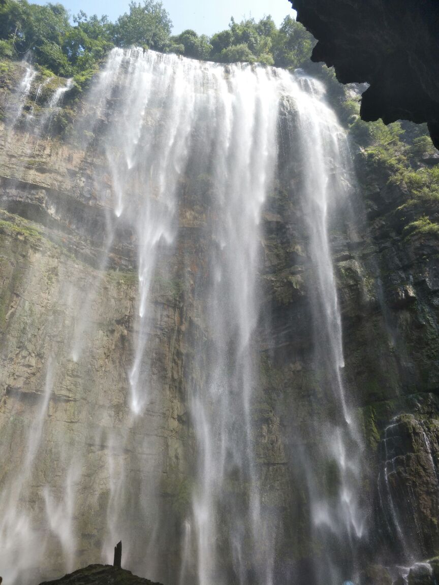三峡大瀑布