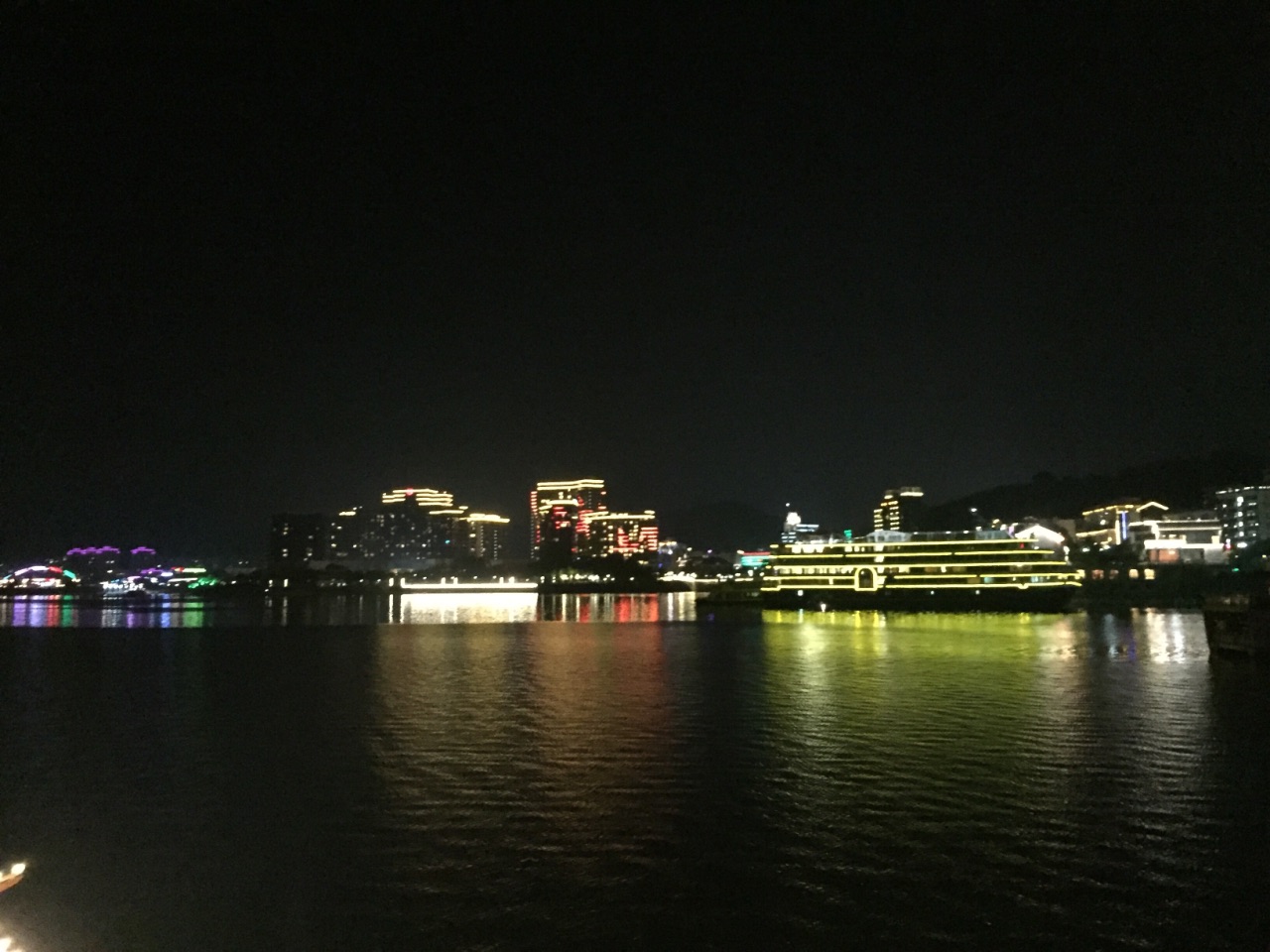 千岛湖夜游