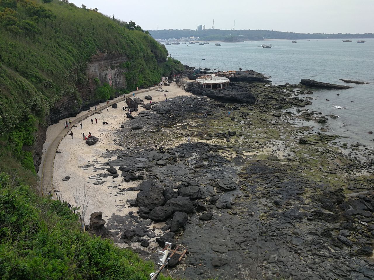 北海涠洲岛 鳄鱼山景区 石螺口海滩一日游【上下午可上岛】