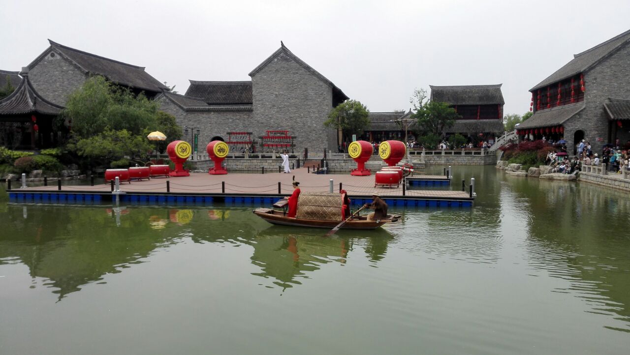 潘安水镇