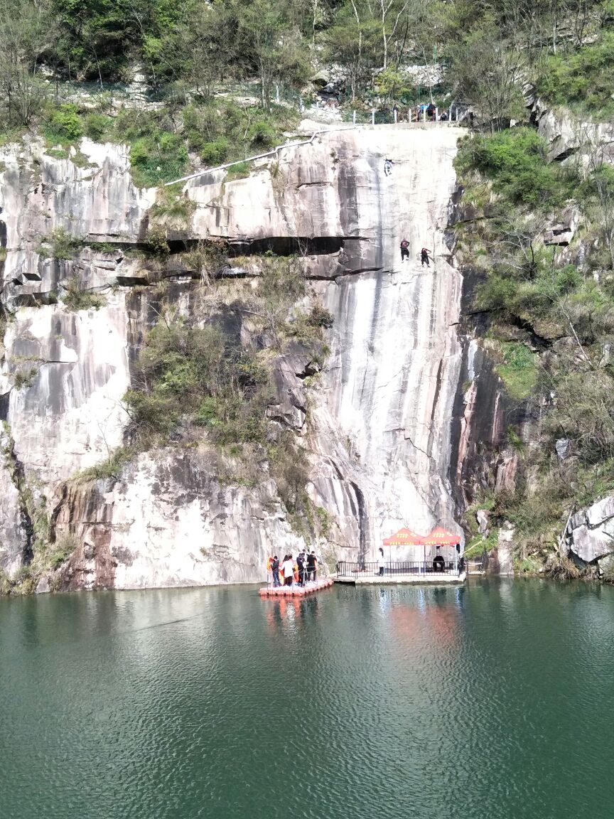 安庆大别山彩虹瀑布好玩吗,安庆大别山彩虹瀑布景点样