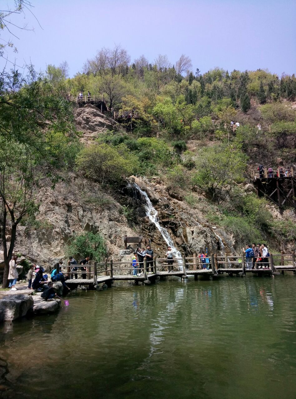 景色不错,有山有水,有些设施正在建设,人文景点不多.