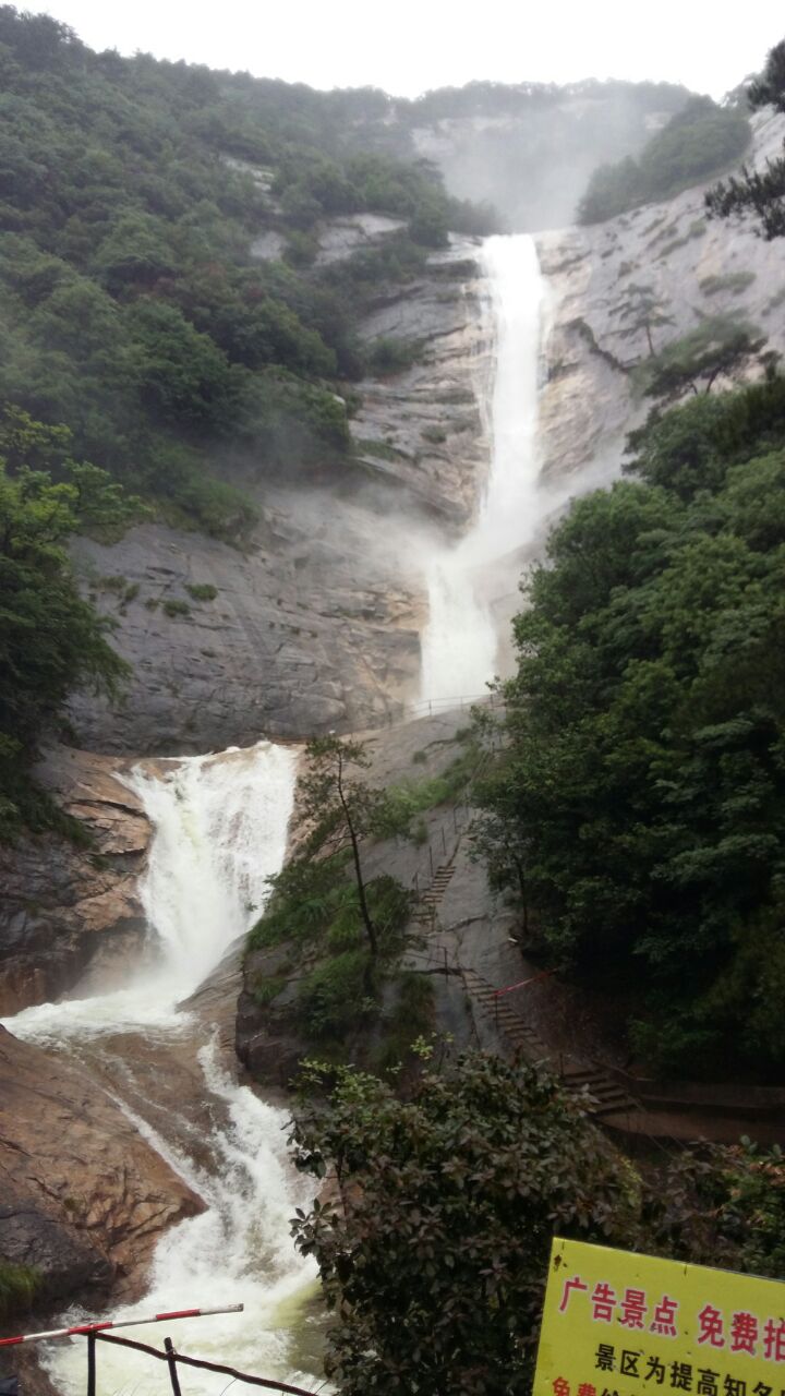 黄山九龙瀑好玩吗,黄山九龙瀑景点怎么样_点评_评价