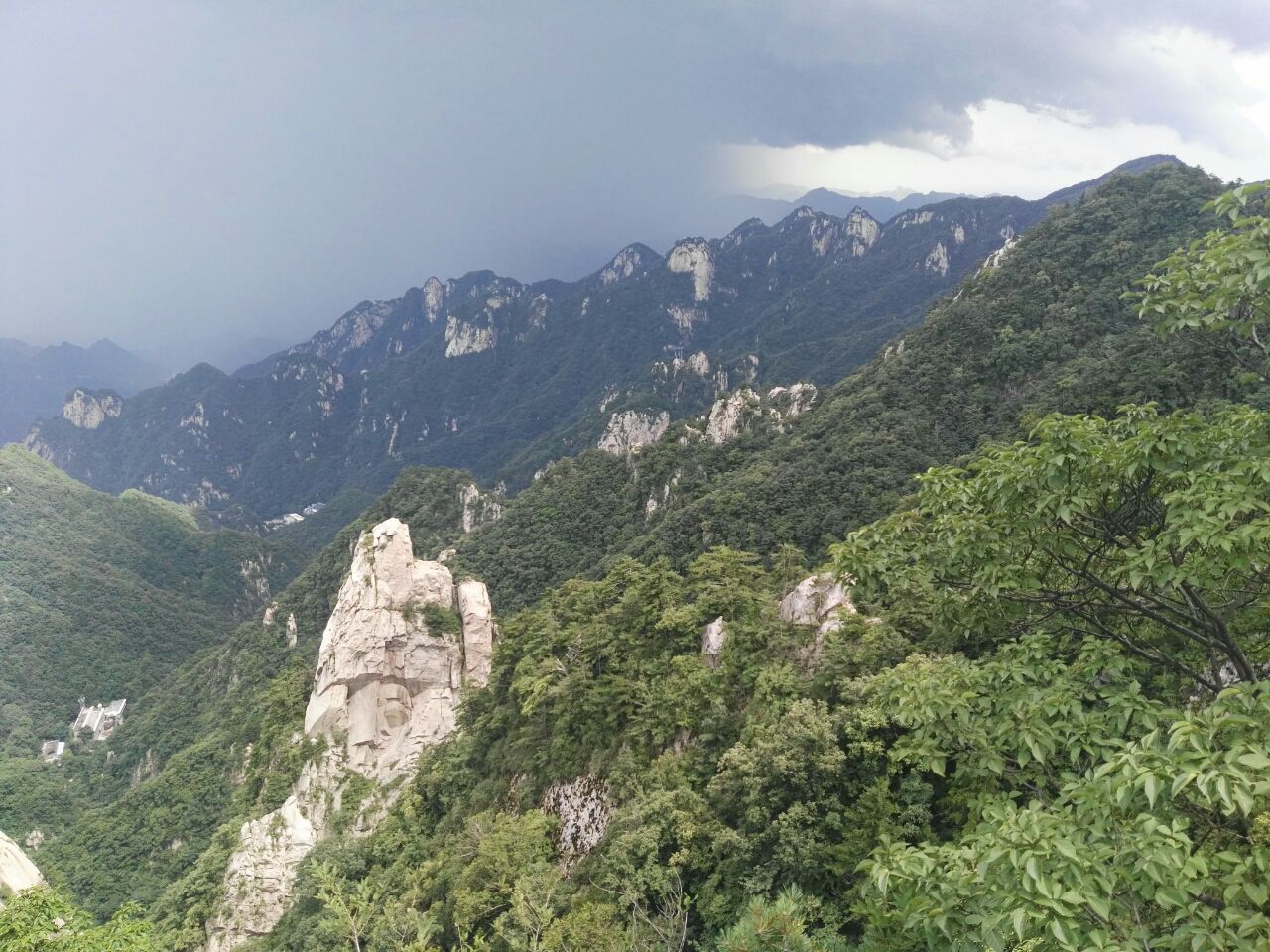 鲁山尧山风景区好玩吗,鲁山尧山风景区景点怎么样