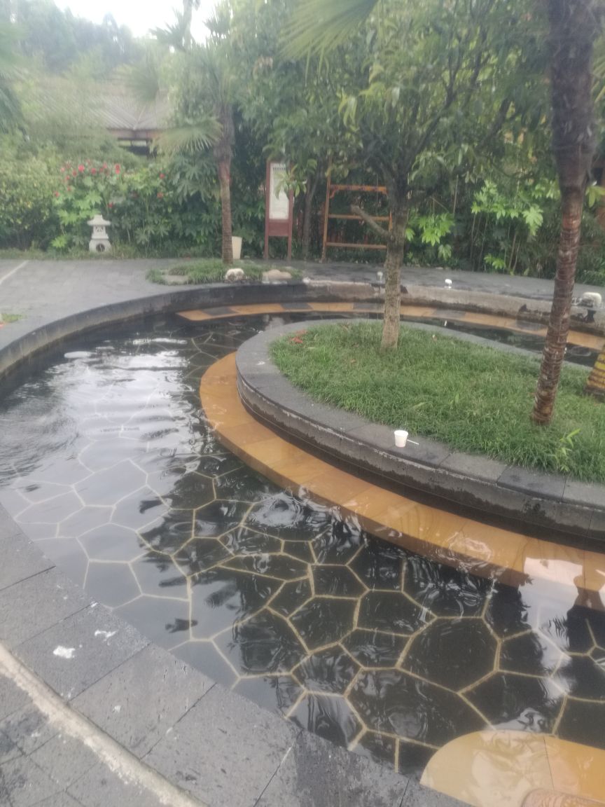 灰汤温泉华天城旅游度假区