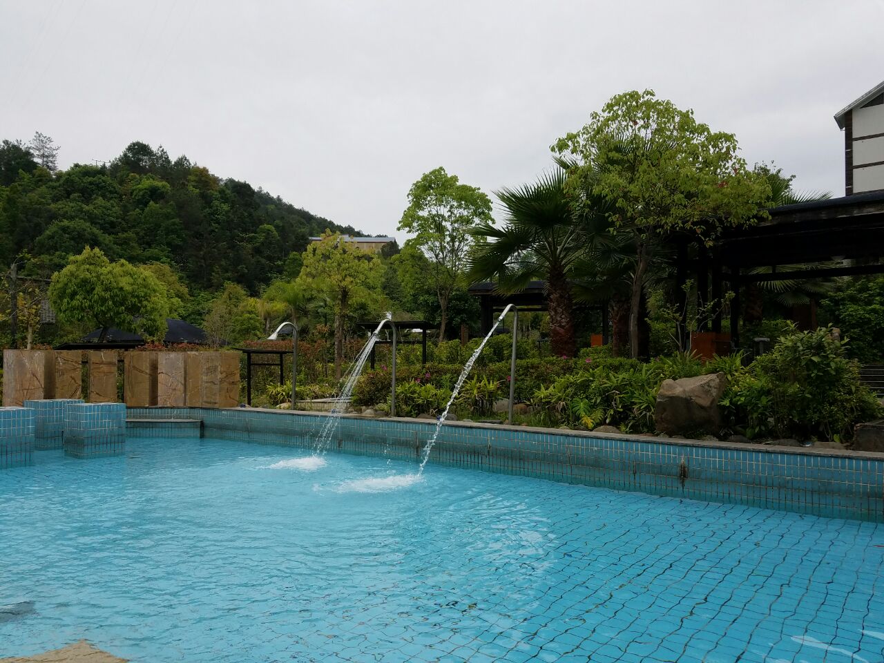 龙岩客都温泉好玩吗,龙岩客都温泉景点怎么样_点评