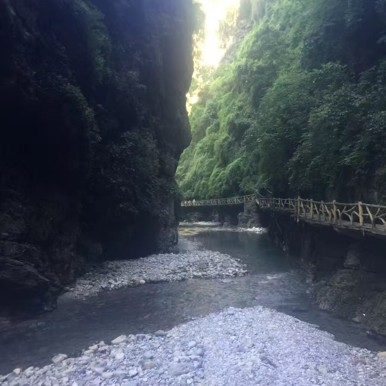 【携程攻略】桐梓水银河景区景点,水真是清澈见底,是.