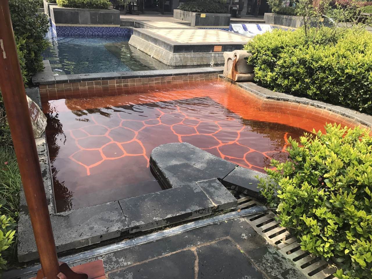 金燕国际温泉城