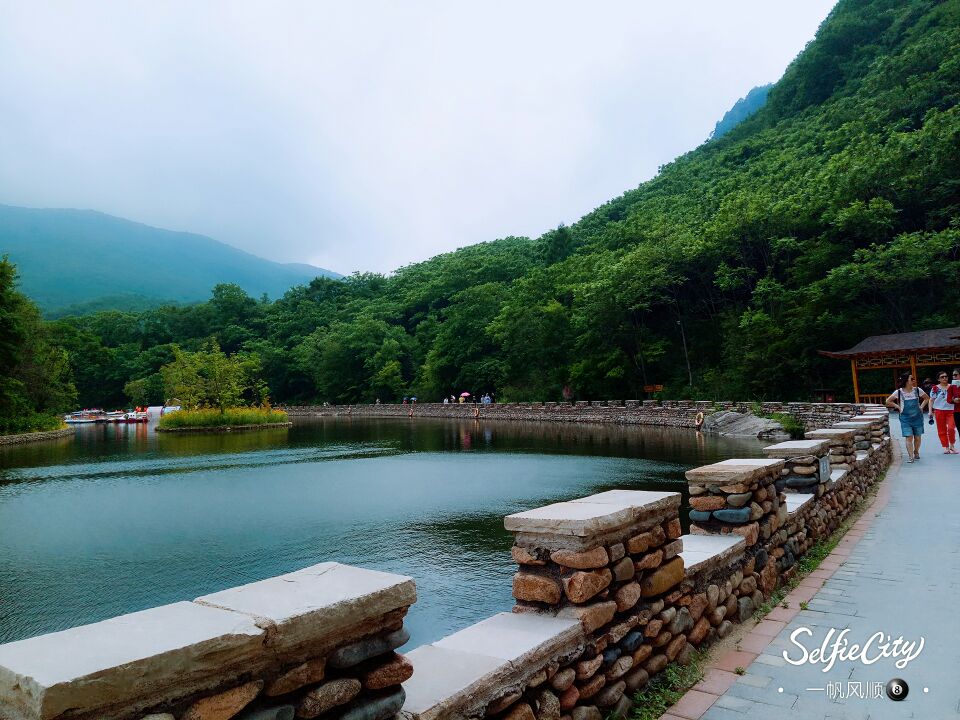 大石湖风景区