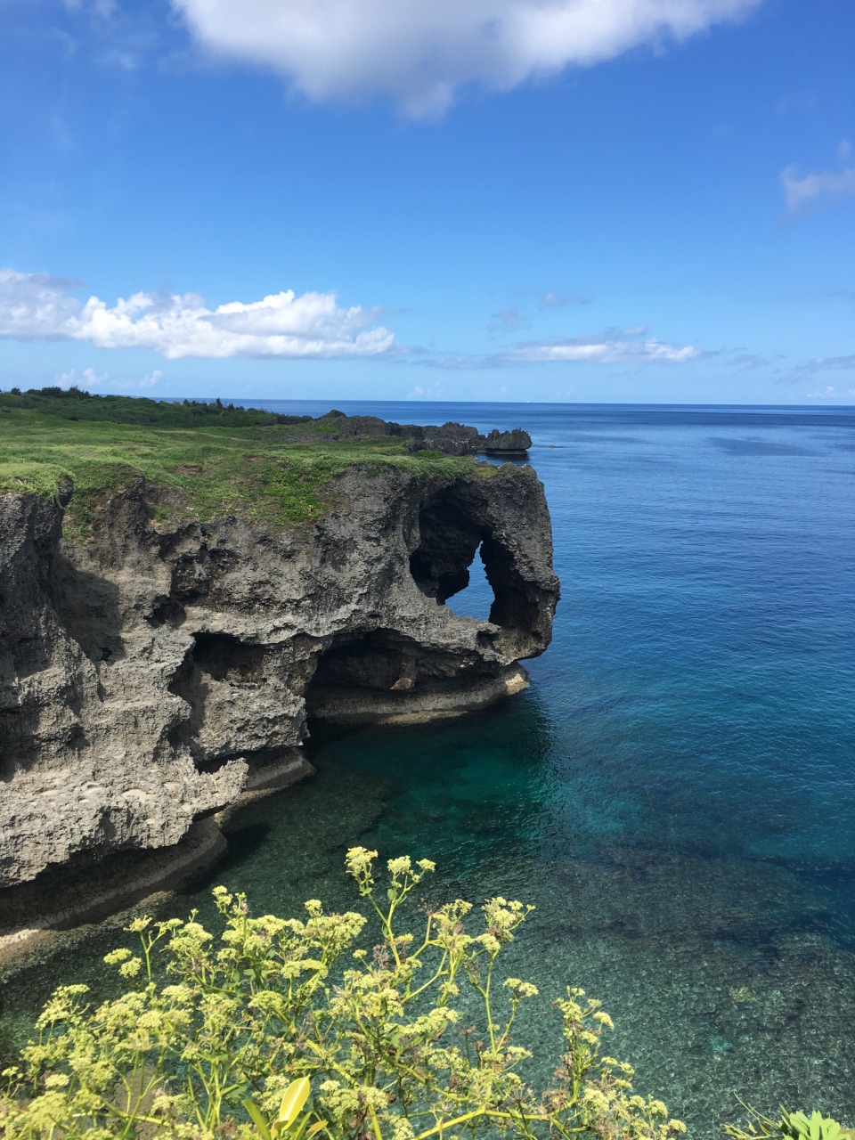 日本冲绳万座毛 古宇利岛 冲绳美丽海水族馆 海洋博公园 北谷町美国村