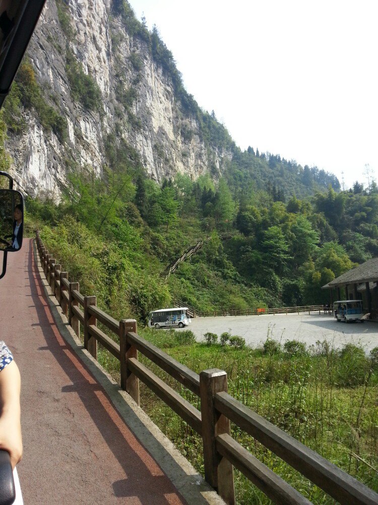 重庆地区适合一个人散心的地方?_重庆