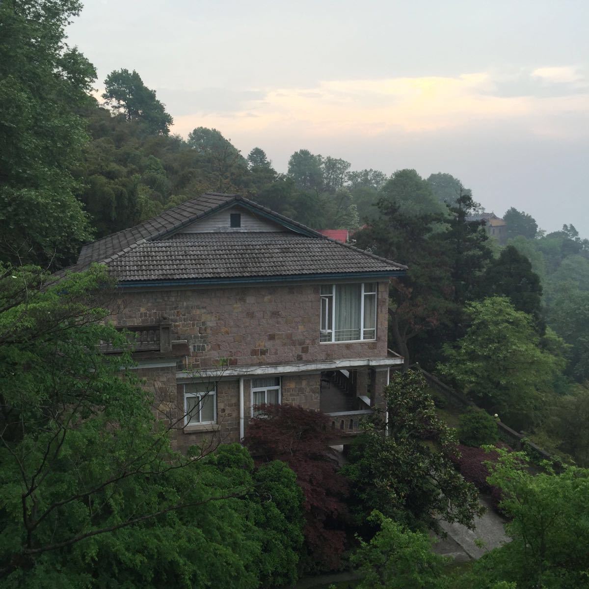 【携程攻略】浙江莫干山景区景点,爬山好去处.张啸林