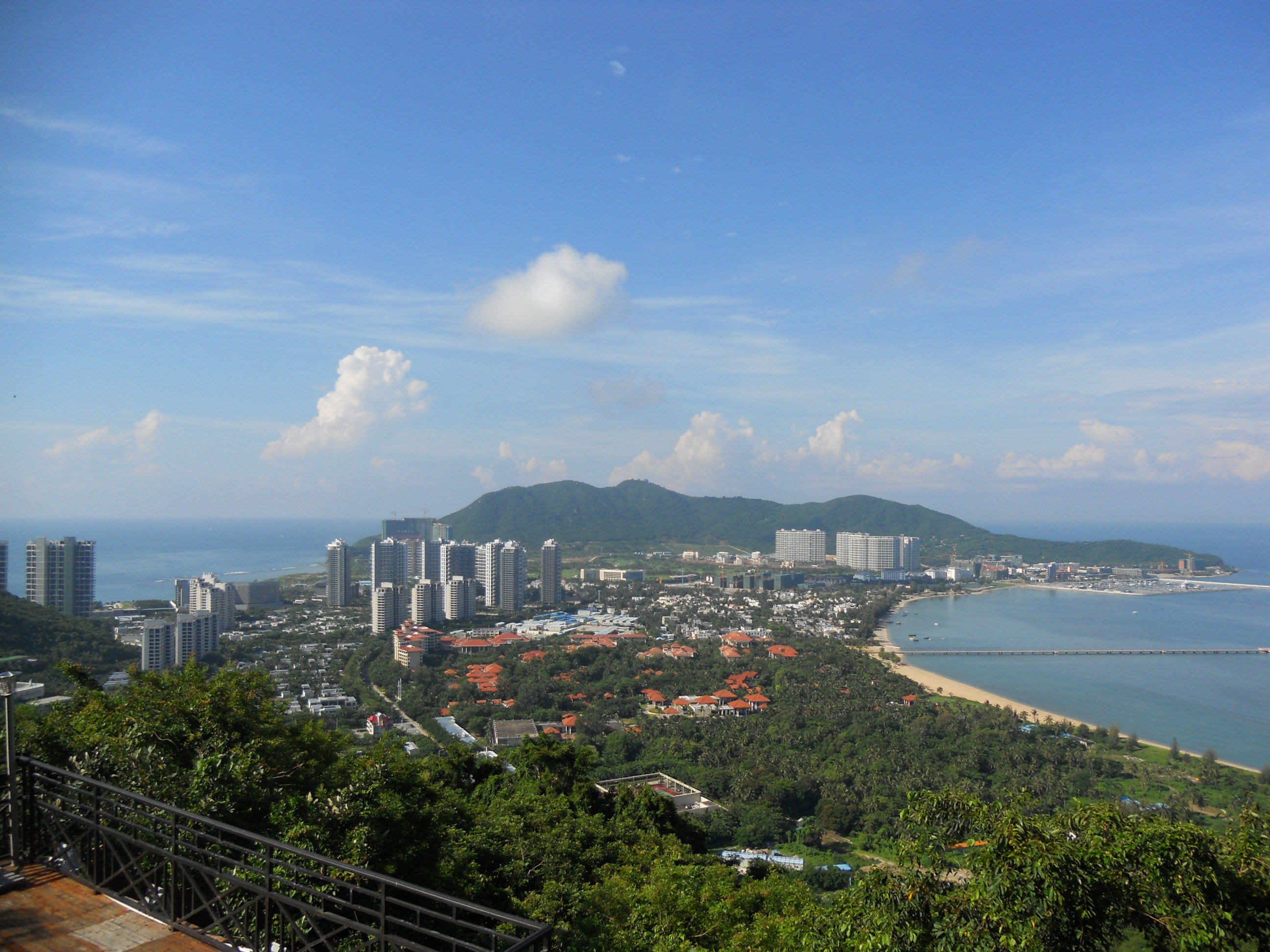 【携程攻略】三亚鹿回头风景区适合单独旅行旅游吗,鹿回头风景区单独