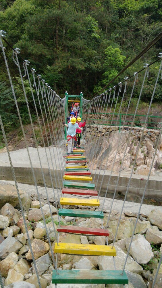 【携程攻略】瑞安巾仙溪峡谷乐园适合朋友出游旅游吗