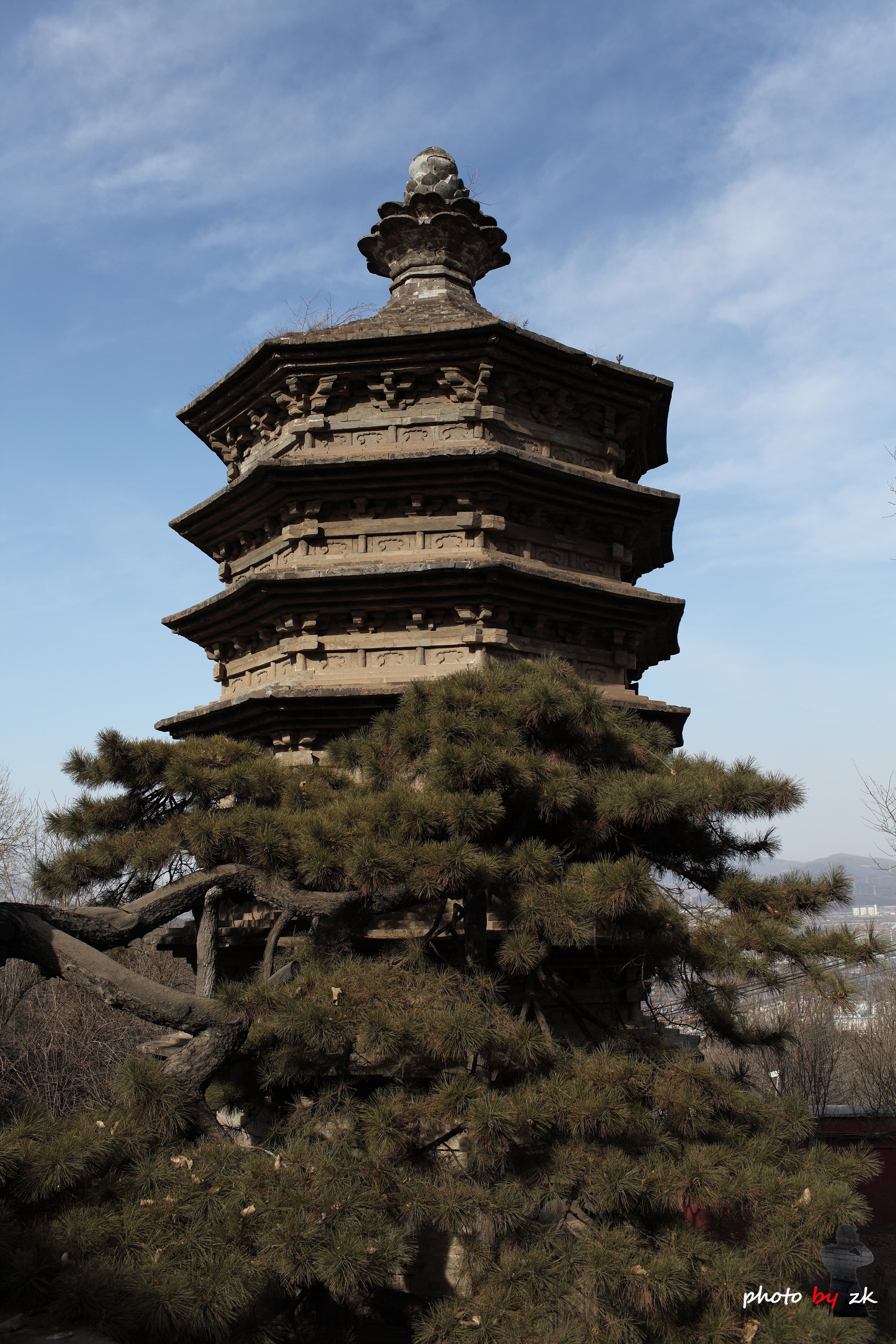 辽代宝塔                                               戒台寺