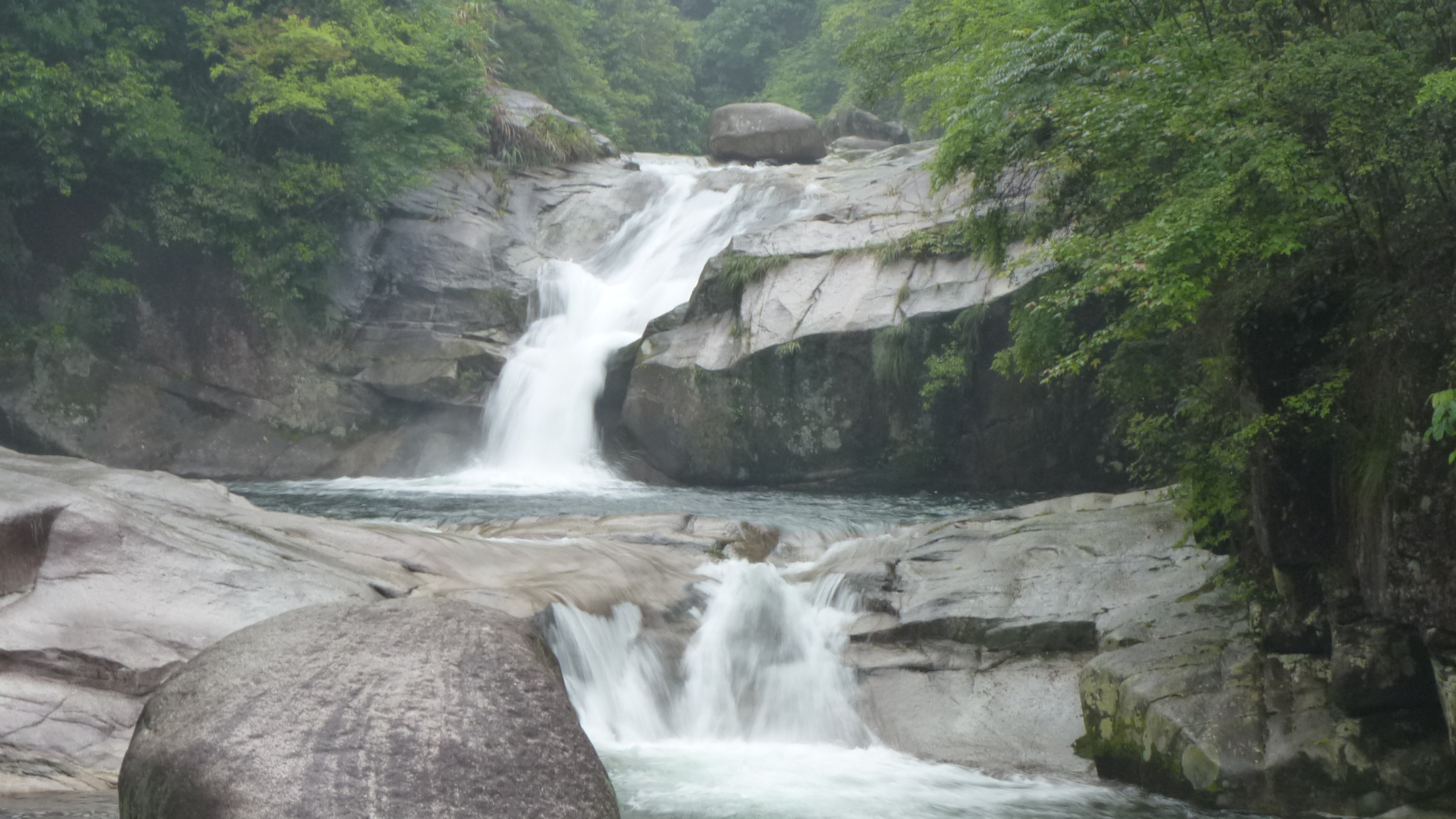 大鄣山卧龙谷