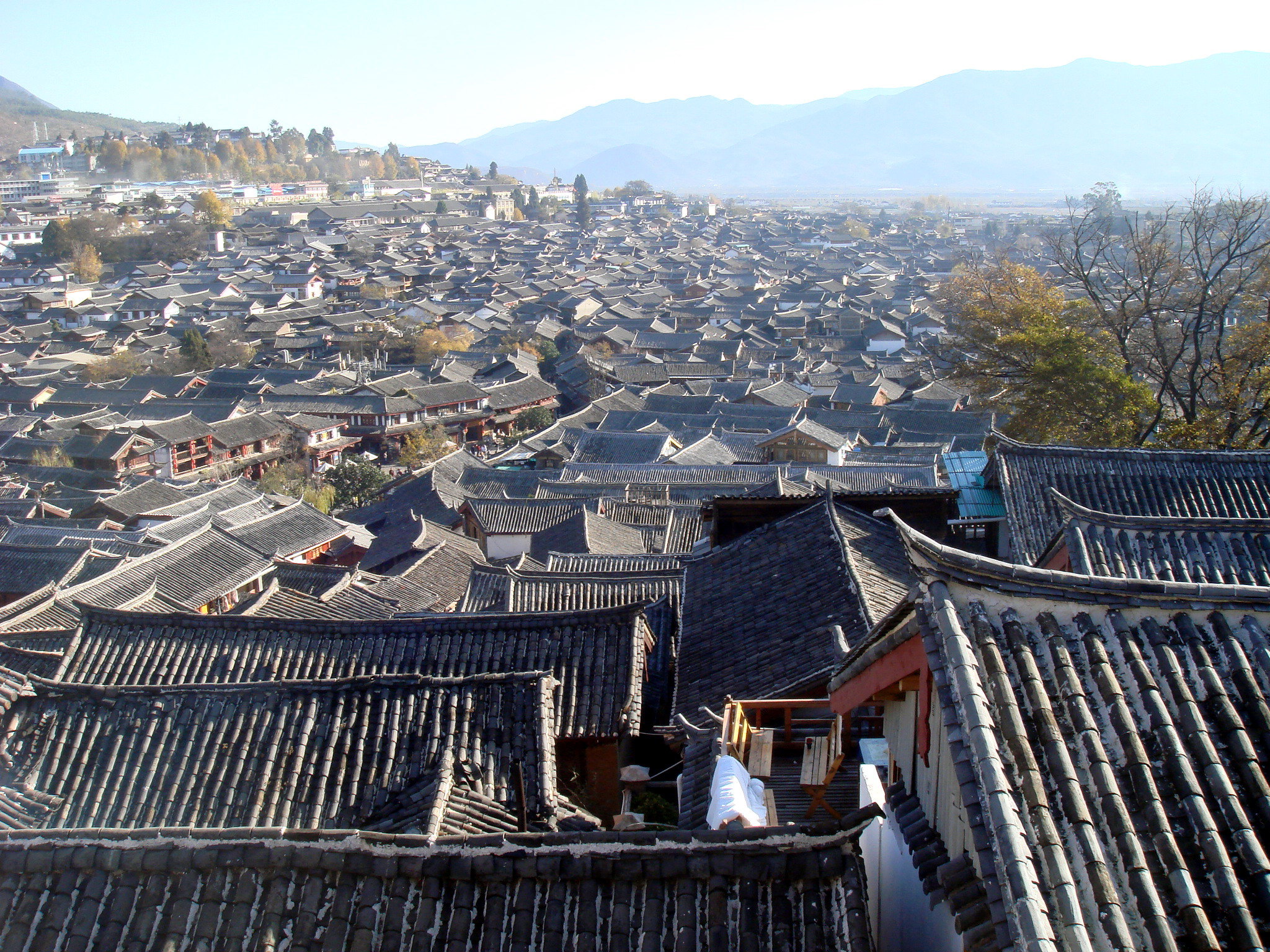 云南古城手绘图片展示