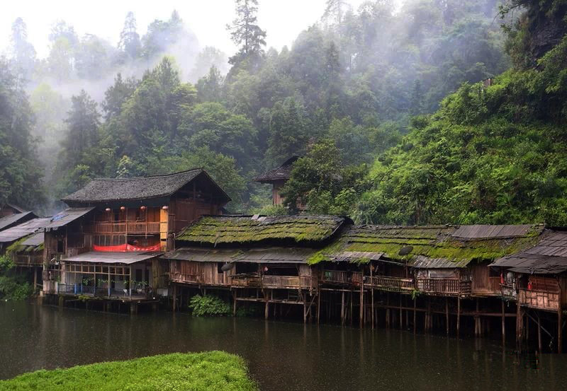 地处永顺县东南部,毗邻张家界国家森林公园和猛洞河风景名胜区,保护