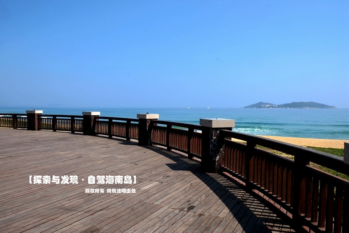 海棠湾 继续出发前往海棠广场,路边随处可见美景.