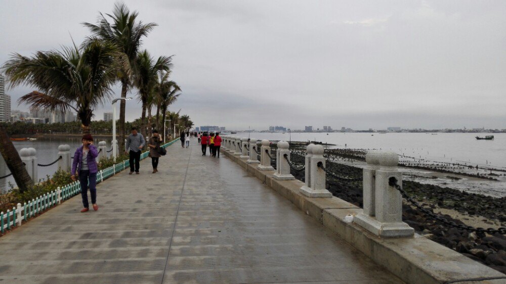【携程攻略】湛江霞山观海长廊适合家庭亲子旅游吗,/.