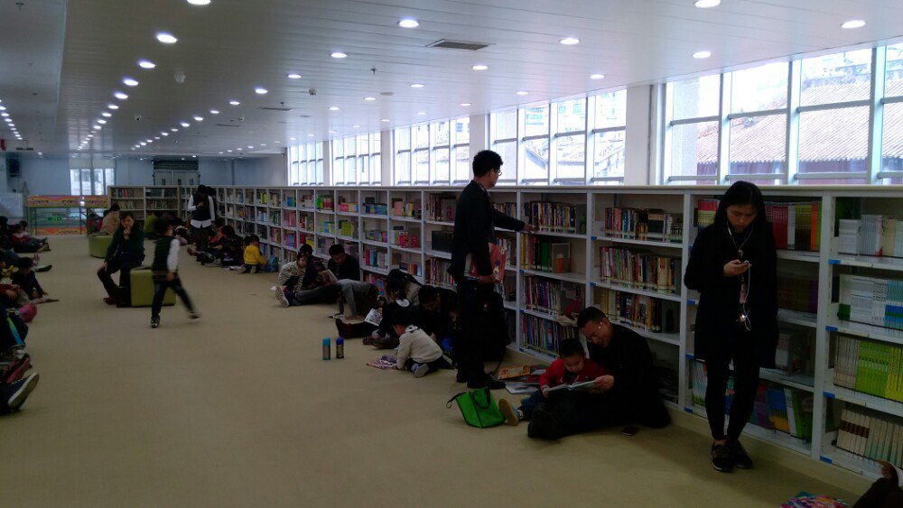 广州新少儿图书馆