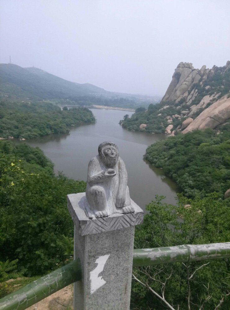 嵖岈山风景区