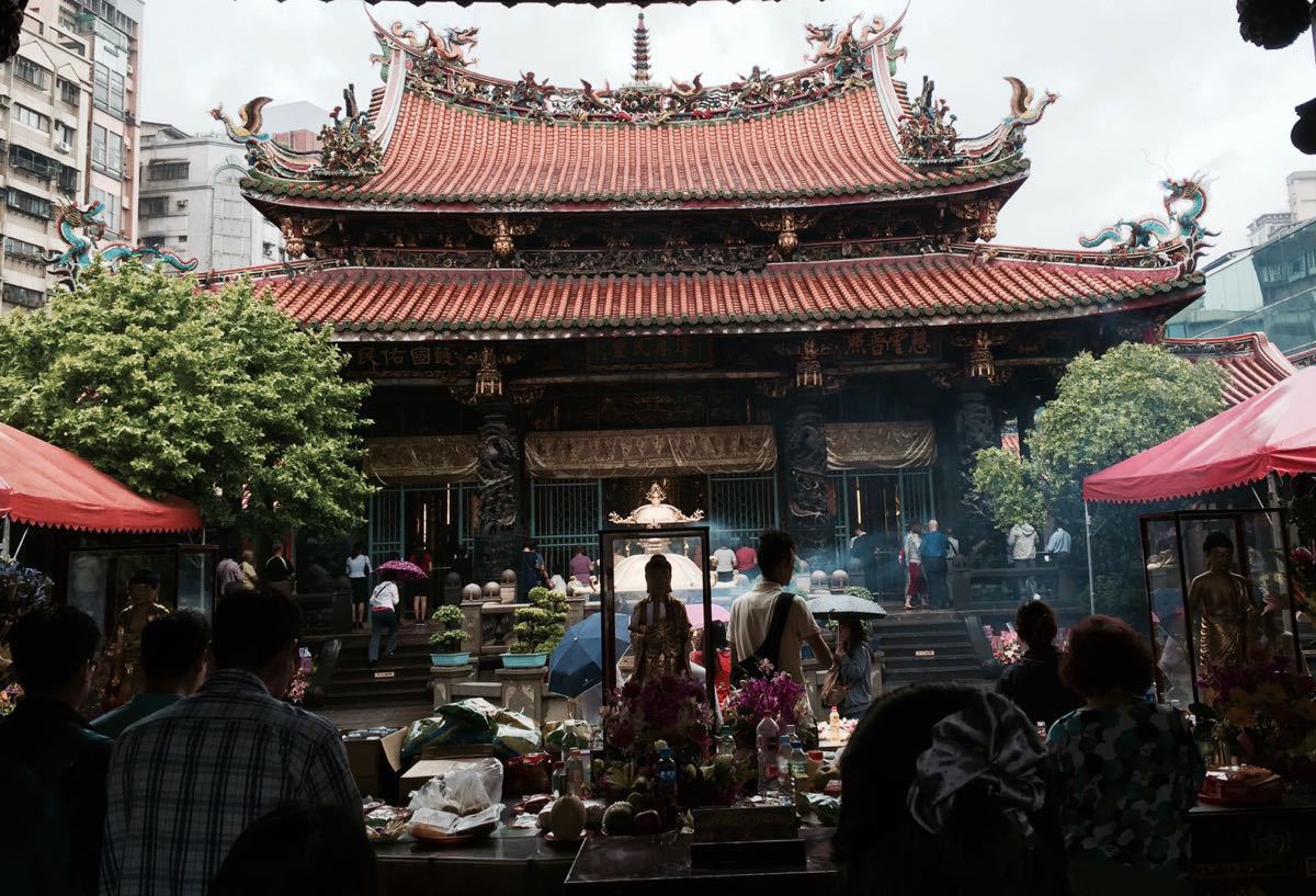 台北艋舺龙山寺攻略,台北艋舺龙山寺门票/游玩攻略