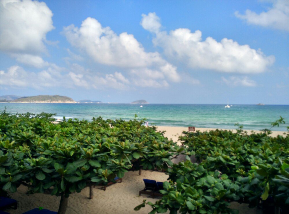 【携程攻略】三亚亚龙湾景点,风景,海水,沙滩确实不错