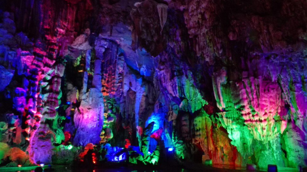宝晶宫国际旅游度假区