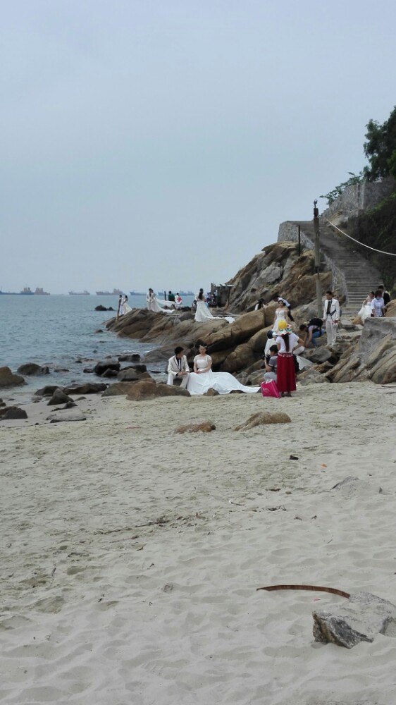 2019官湖角游玩攻略,海岸线比较短,人少,风景美.