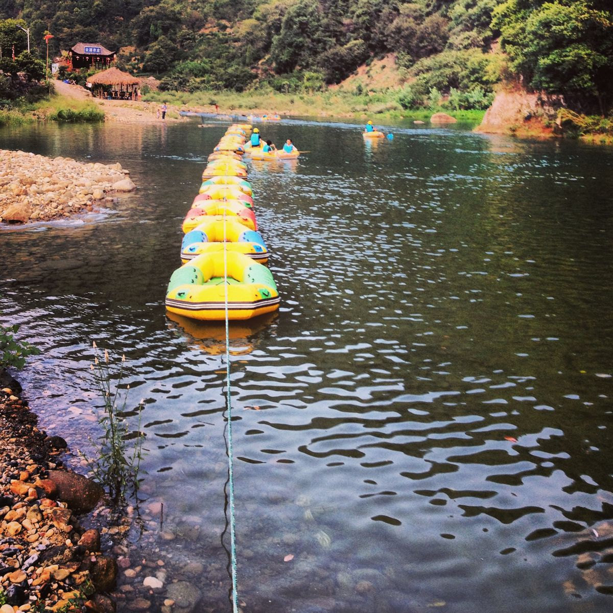 千岛湖白云溪漂流好玩吗,千岛湖白云溪漂流景点怎么样_点评_评价