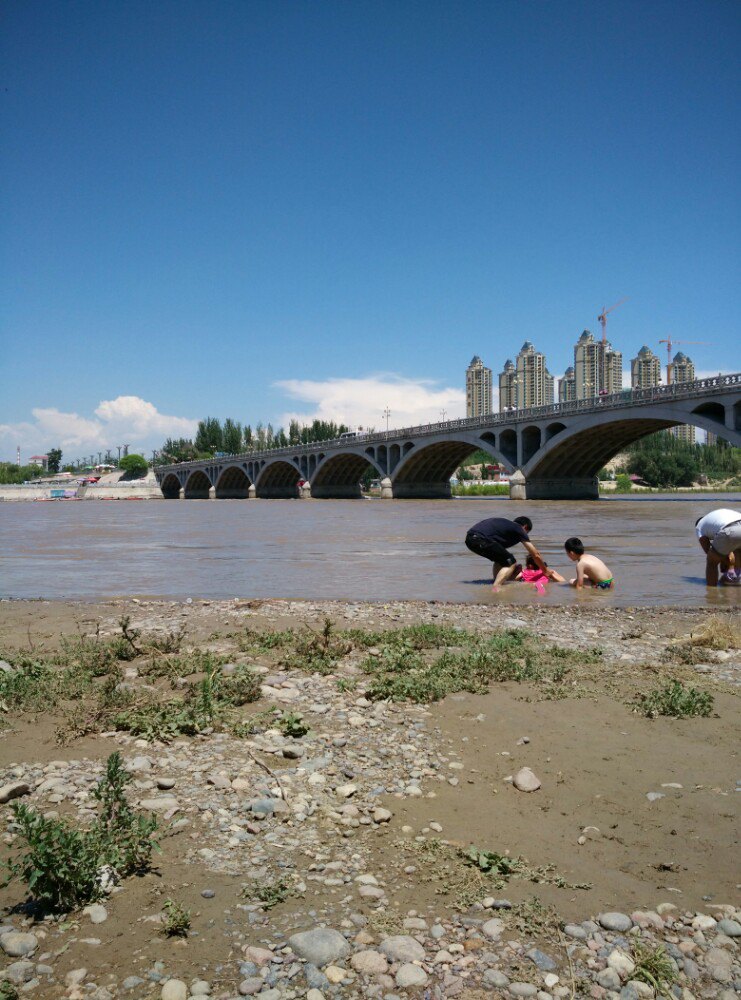 伊犁河旅游景点攻略图