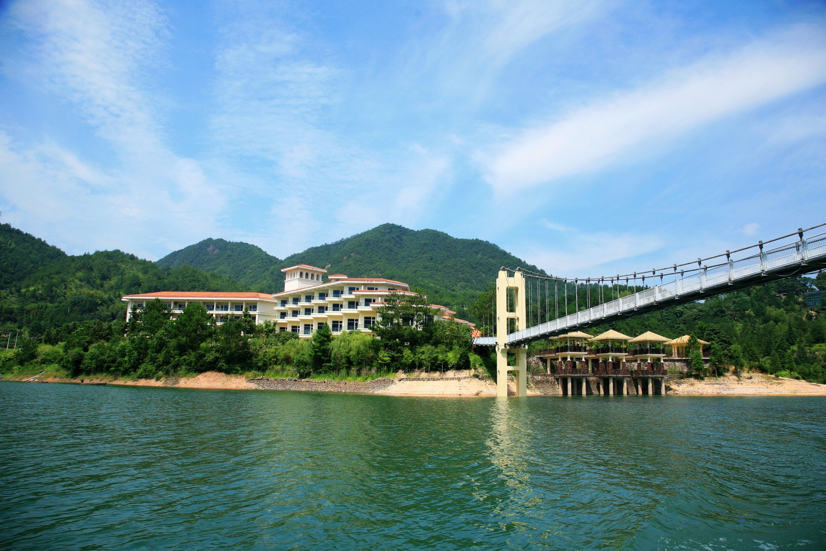 云和湖仙宫景区