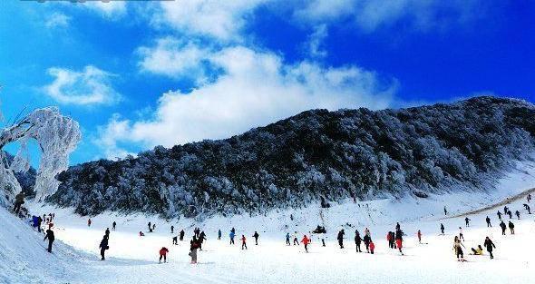 重庆冬季周边游:重庆最受瞩目的4个滑雪胜地 